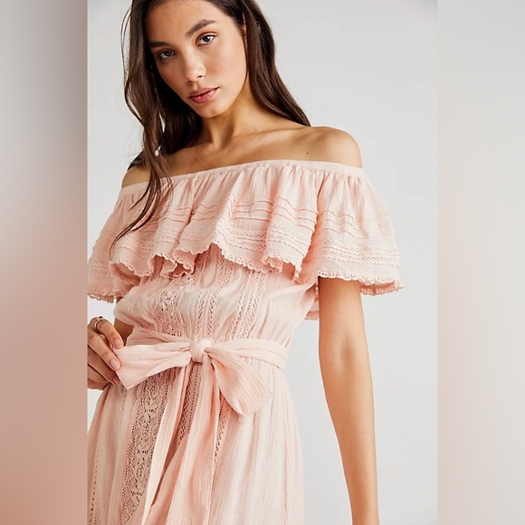 Free People x Spell Cassie Lace Gown - Picture 14 of 16